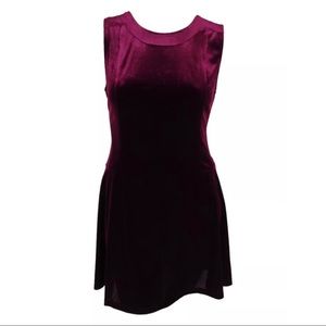 BCBGeneration Woman’s sleeveless velvet dress